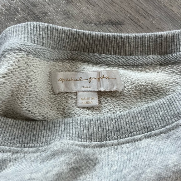 Spiritual Gangster Vida off shoulder sweatshirt in Heathered grey ❤️ - Picture 2 of 5